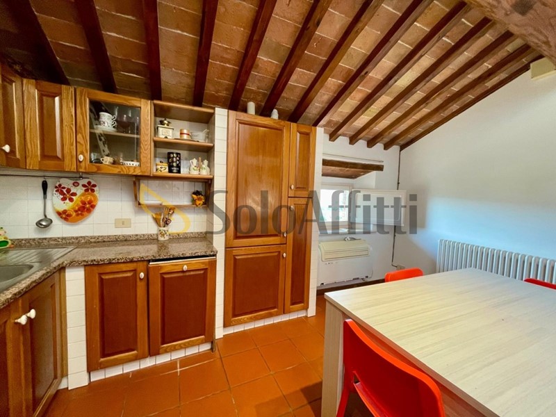 Quadrilocale in Affitto a Siena, zona Fornacelle, 800&euro;, 82 m², arredato