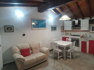 Bilocale in Affitto a Vezzano Ligure, zona Prati di Vezzano, 550&euro;, 55 m², arredato