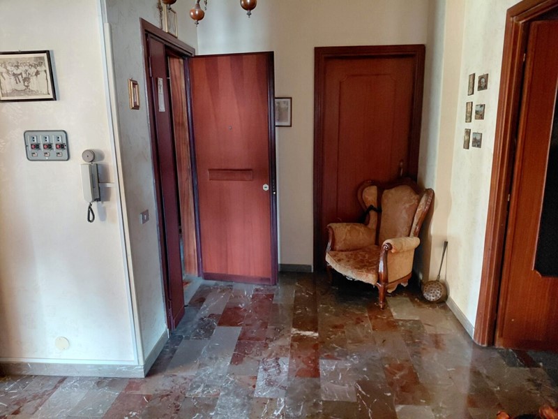 Trilocale in Vendita a Guidonia Montecelio, zona Guidonia, 139'000&euro;, 85 m²