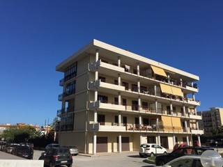 Quadrilocale in Vendita a Siracusa, zona Pizzuta Scala Greca, 220'000&euro;, 150 m²