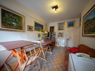 Appartamento in Vendita a Roma, 210'000&euro;, 64 m²