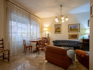 Appartamento in Vendita a Roma, 310'000&euro;, 106 m²