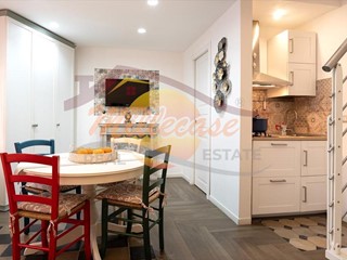 Trilocale in Vendita a Siracusa, zona Ortigia, 280'000&euro;, 100 m²