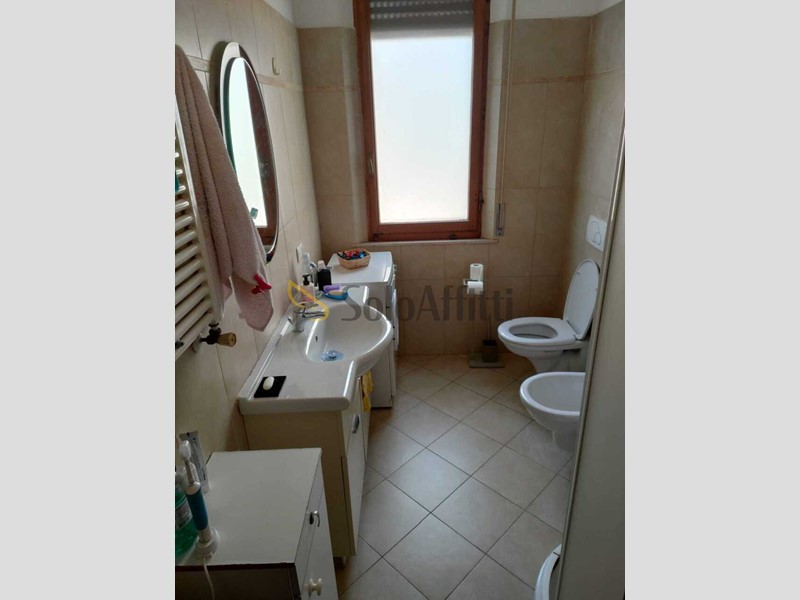 Stanza in Affitto a Siena, zona Ravacciano, 350&euro;, 100 m², arredato