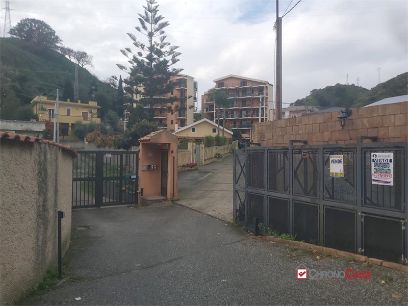 Appartamento in Vendita a Messina, 139'000&euro;, 180 m²