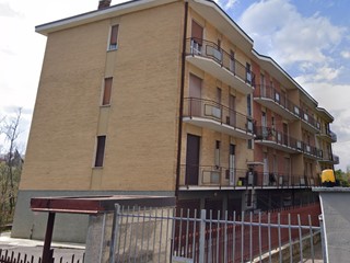 Appartamento in Vendita a Triuggio, 77'000&euro;, 121 m², con Box