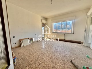 Appartamento in Vendita a Massa, 300'000&euro;, 170 m²