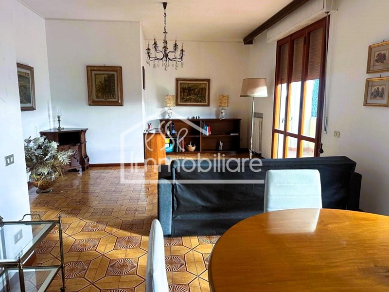 Quadrilocale in Vendita a Empoli, 248'000&euro;, 95 m², con Box