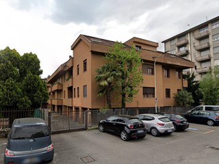 Quadrilocale in Vendita a Seregno, 169'250&euro;, 111 m², con Box