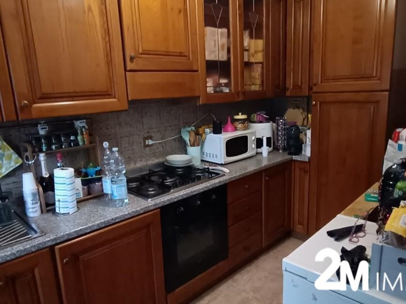 Quadrilocale in Vendita a San Giuliano Terme, zona Pontasserchio, 185'000&euro;, 90 m², con Box