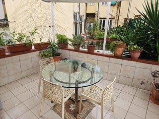 Bilocale in Vendita a Livorno, 75'000&euro;, 49 m², arredato