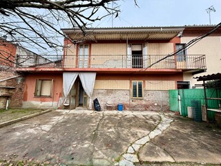 Casa Indipendente in Vendita a Alessandria, 88'000&euro;, 130 m²