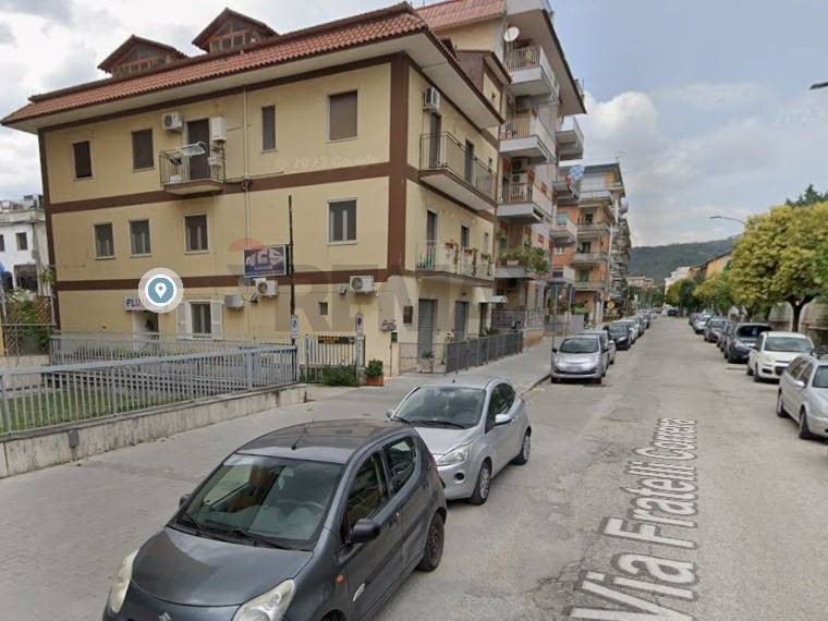 Monolocale in Vendita a Caserta, 25'000&euro;, 89 m²