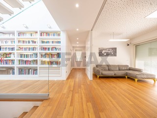 Villa in Vendita a Roma, 1'290'000&euro;, 571 m²