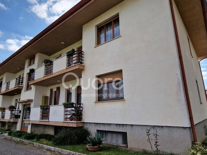 Appartamento in Vendita a Tarcento, 128'000&euro;, 161 m²