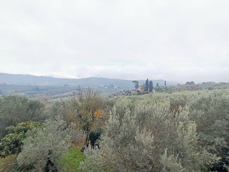 Appartamento in Vendita a Firenze, 560'000&euro;, 139 m², con Box