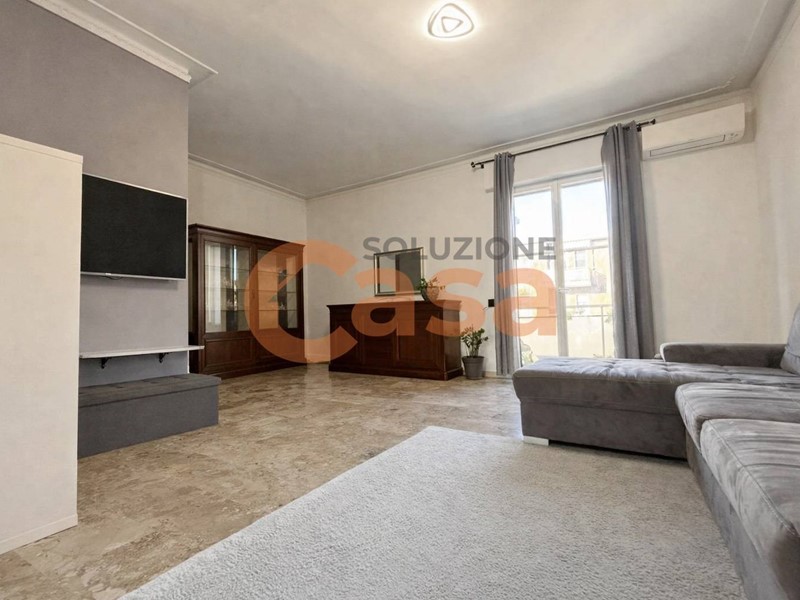 Quadrilocale in Vendita a Piacenza, 255'000&euro;, 139 m²
