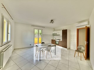 Trilocale in Vendita a Pietra Ligure, 270'000&euro;, 78 m²