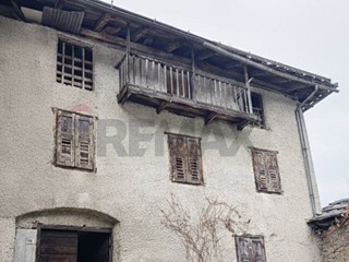 Casa Indipendente in Vendita a Cavizzana, 125'000&euro;, 347 m²