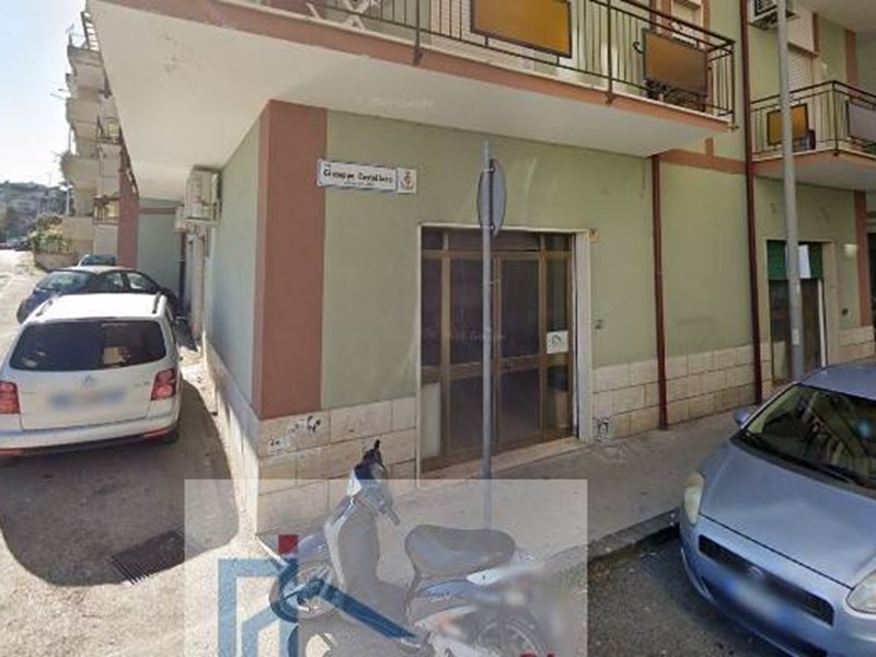 Negozio in Vendita a Benevento, 37'000&euro;, 30 m²