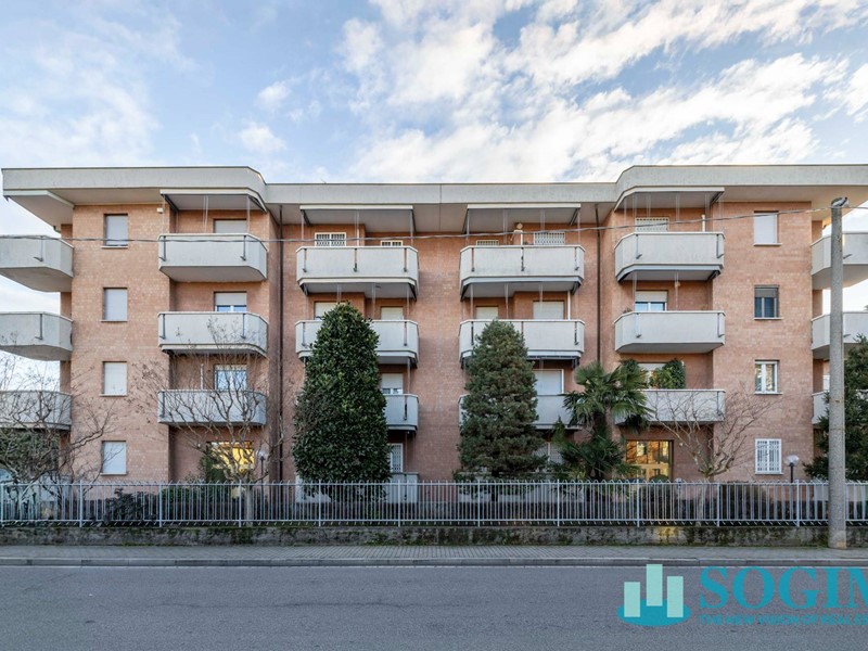 Trilocale in Vendita a Carugate, 255'000&euro;, 88 m²