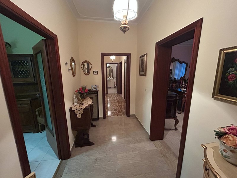 Quadrilocale in Vendita a Modena, 255'000&euro;, 119 m²