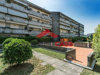 Quadrilocale in Vendita a Seriate, 189'000&euro;, 115 m²