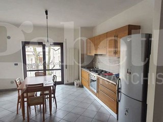 Trilocale in Affitto a Avezzano, 450&euro;, 75 m², con Box