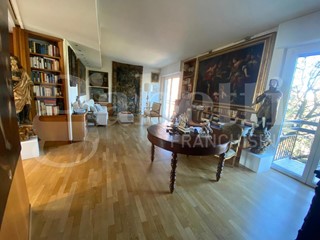 Appartamento in Vendita a Lodi, 428'500&euro;, 188 m², con Box