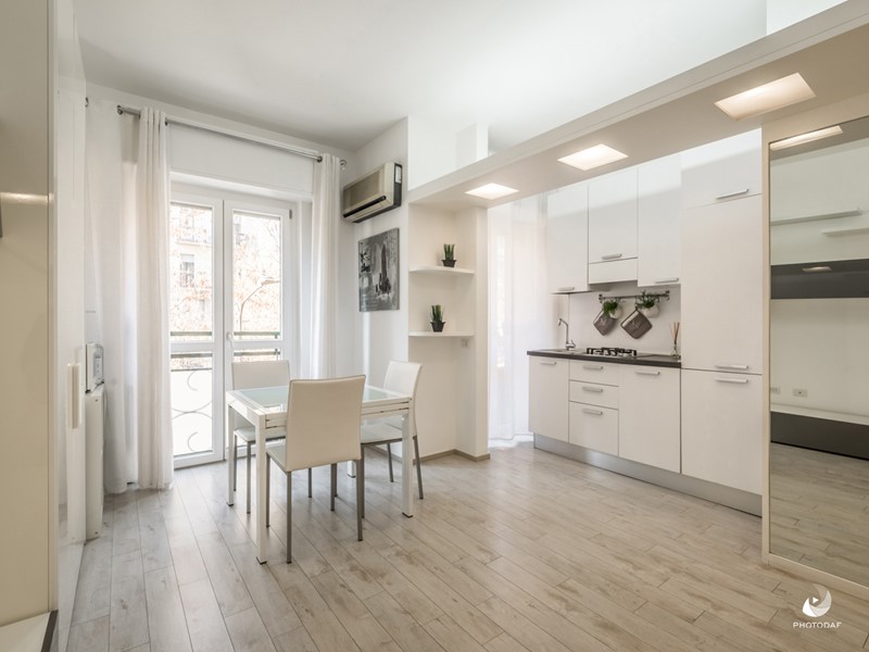Monolocale in Affitto a Milano, 1'000&euro;, 38 m², arredato