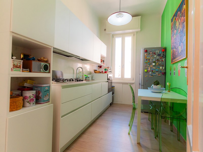 Trilocale in Affitto a Milano, 1'900&euro;, 90 m², arredato