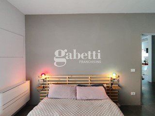 Appartamento in Vendita a Firenze, 445'000&euro;, 105 m², arredato