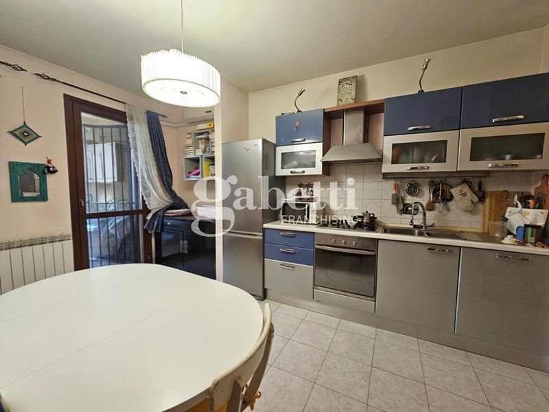 Trilocale in Vendita a Prato, 175'000&euro;, 56 m², arredato
