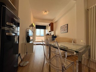 Appartamento in Affitto a Viareggio, zona Centro, 70 m², arredato