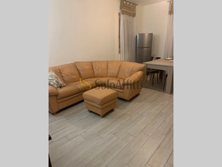 Trilocale in Affitto a San Benedetto del Tronto, 650&euro;, 80 m², arredato