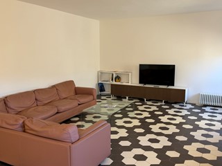 Appartamento in Affitto a Sarzana, 1'300&euro;, 130 m², arredato