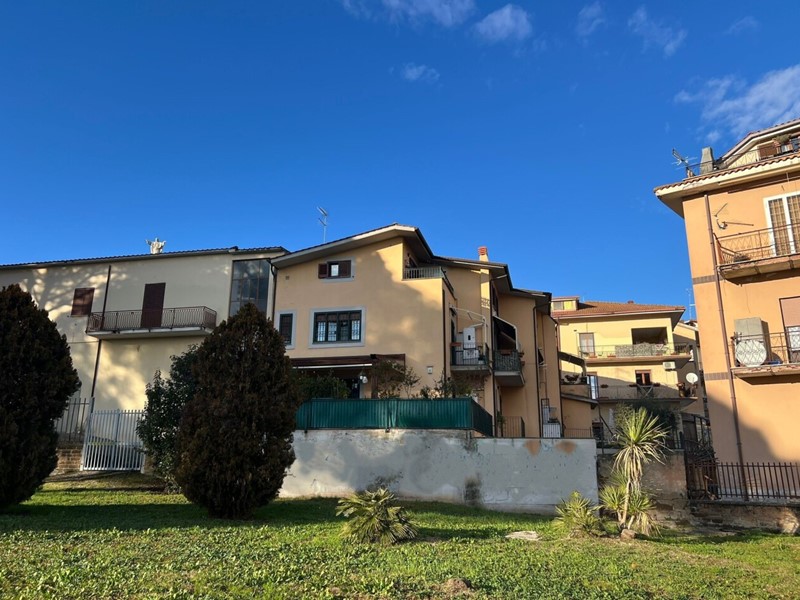 Trilocale in Vendita a Fiano Romano, 145'000&euro;, 82 m²