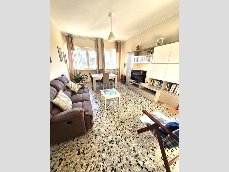 Bilocale in Affitto a Pescara, 500&euro;, 80 m²