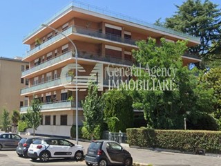 Appartamento in Vendita a Roma, 950'000&euro;, 198 m²