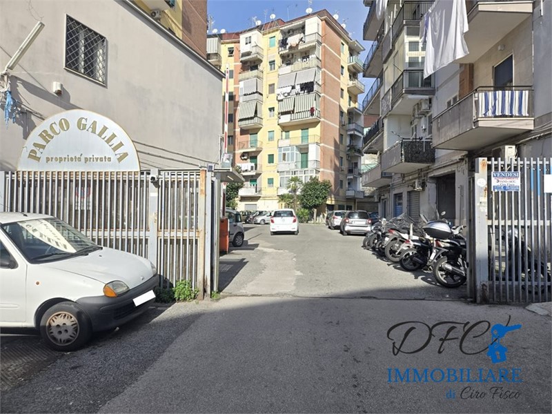 Trilocale in Vendita a Napoli, 135'000&euro;, 65 m²