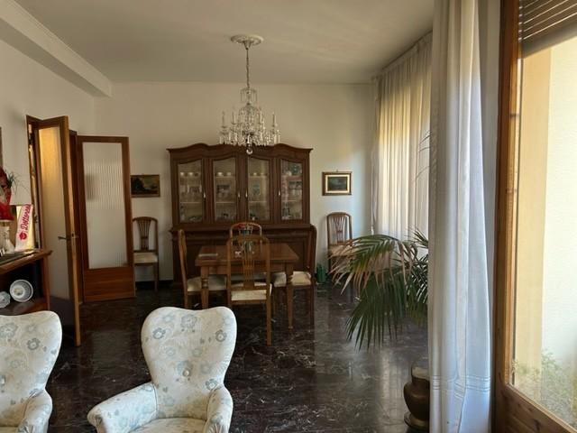 Appartamento in Vendita a Siena, 395'000&euro;, 160 m², arredato
