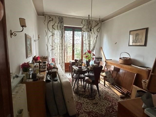 Appartamento in Vendita a Siena, 380'000&euro;, 140 m², con Box