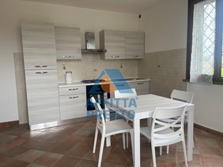 Trilocale in Affitto a Fucecchio, 650&euro;, 70 m²