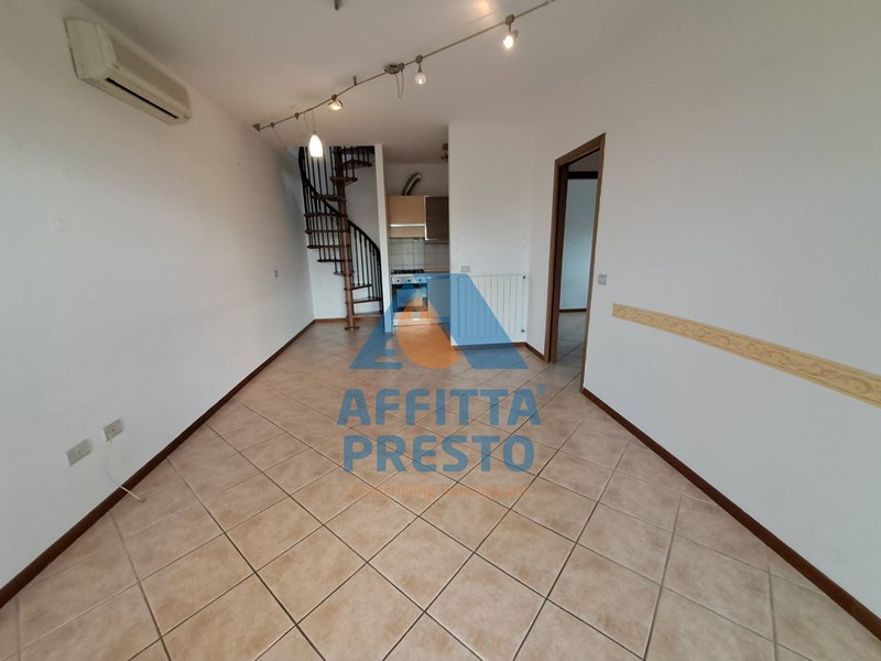 Quadrilocale in Vendita a Santa Croce sull'Arno, 105'000&euro;, 65 m²