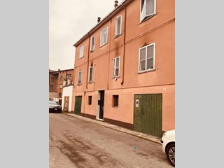 Trilocale in Vendita a Ferrara, 79'000&euro;, 65 m²