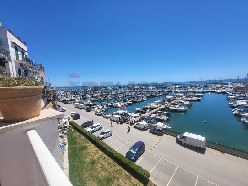 Trilocale in Vendita a Nettuno, 420'000&euro;, 65 m²