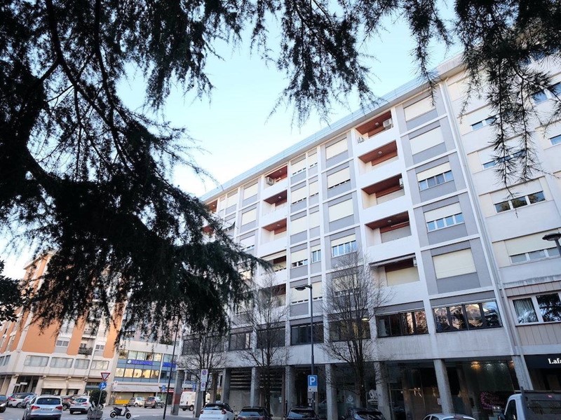 Appartamento in Vendita a Pordenone, 139'000&euro;, 154 m²