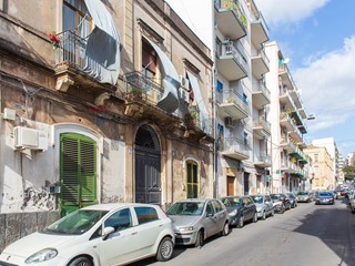 Trilocale in Vendita a Catania, 75'000&euro;, 50 m²