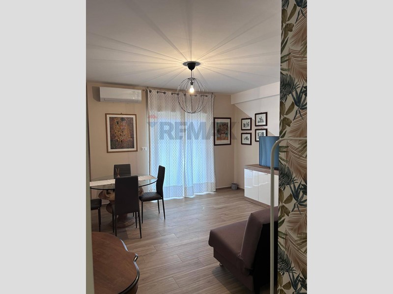 Bilocale in Affitto a Aci Castello, 700&euro;, 64 m²