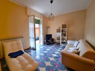 Appartamento in Vendita a Finale Ligure, 295'000&euro;, 90 m²